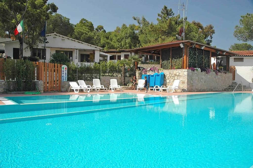 Hotel Camping Europa 2 Capoliveri  Exterior foto